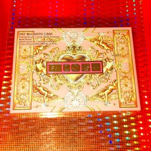 Pat McGrath labs Divine blush palette